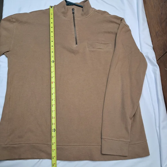 Banana Republic Men's Tan Zip-Up Sweater Size Large. - Picture 5 of 6